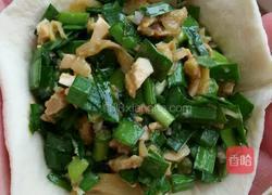 韭菜海鲜包子。的做法图解8