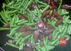 四季豆炒腊肠的做法图解3