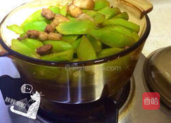 莴笋焖肉的做法图解5