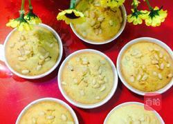 香蕉鲜奶玛芬蛋糕的做法图解4