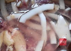椰孑土鸡汤的做法图解3