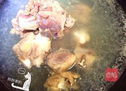 排骨山药的做法图解1