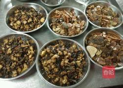 五花肉炒坛子菜酸辣椒茄子干的做法图解4