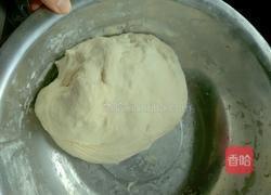 香菇木耳葱香蛋包的做法图解1