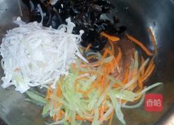 捞汁凉菜的做法图解1