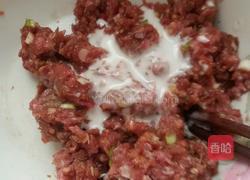 大白萝卜氽丸子。的做法图解2