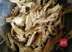 竹笋干焖五花肉的做法图解1