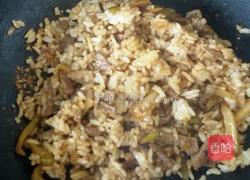 榨菜丝炒米饭，的做法图解5
