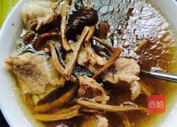 茶树菇排骨汤的做法图解3