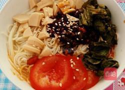 西红柿火腿肉丁面的做法图解3