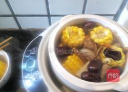 玉米排骨汤的做法图解3