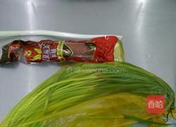 蒜苔烤肠肉的做法图解1
