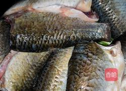 焖酥鲫鱼的做法图解3