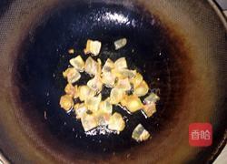 腊肉炒笋的做法图解3