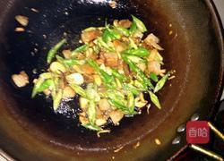 腊肉炒笋的做法图解5