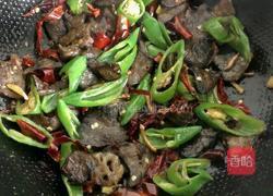 爆炒辣肺子的做法图解4
