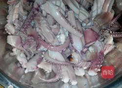 辣酱鱿鱼的做法图解1