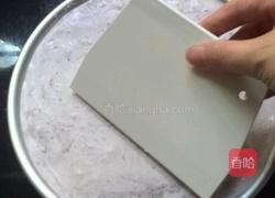 红丝绒草莓慕斯蛋糕的做法图解11