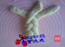 辫子面包的做法图解5