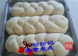 辫子面包的做法图解7