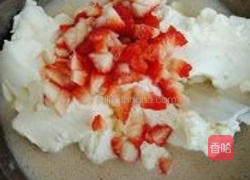 草莓冰淇淋的做法图解4