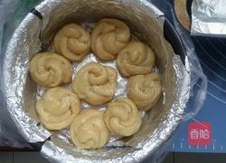 玫瑰花面包。的做法图解4