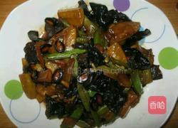 西瓜子炒黑木耳的做法图解6