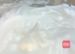 椰漿戚風蛋糕的做法图解3