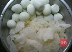 银耳鹌鹑蛋米粥的做法图解4