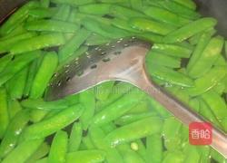 清炒荷兰豆的做法图解3
