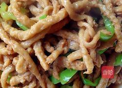 青椒面筋丝的做法图解6