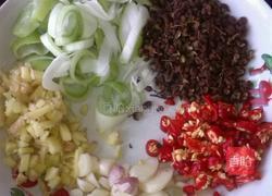 麻辣酱香龙虾的做法图解2