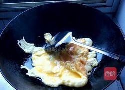 洋葱炒蛋的做法图解3