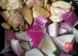 洋葱鸡腿。的做法图解6