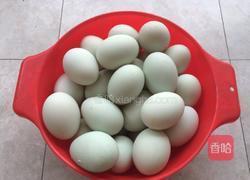 自制五香咸鸭蛋的做法图解1