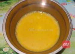 萝卜干煎鸡蛋的做法图解2