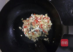 剁椒鱼头的做法图解4