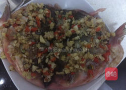 剁椒鱼头的做法图解6