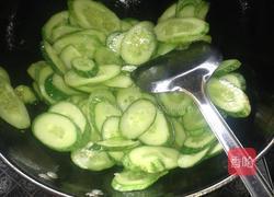 翡翠黄瓜的做法图解5