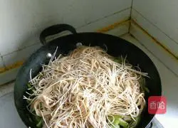 Illustration of braised noodles 6