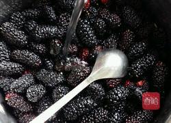 蜜饯鲜桑葚的做法图解3