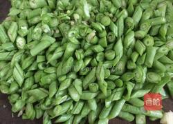 豆角炒萝卜干的做法图解3