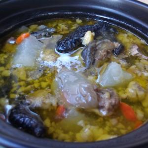 甲鱼乌鸡汤