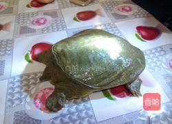 甲鱼乌鸡汤的做法图解1