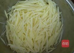 尖椒土豆丝。的做法图解2