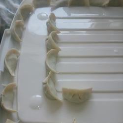 韭菜鲜虾肉馅饺子的做法[图]