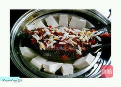 剁椒蒸罗非鱼的做法图解4