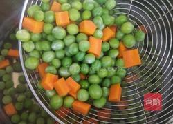 凉拌嫩豌豆的做法图解3