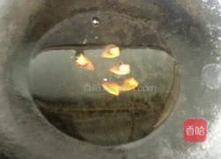 黄豆焖茄丁。的做法图解5