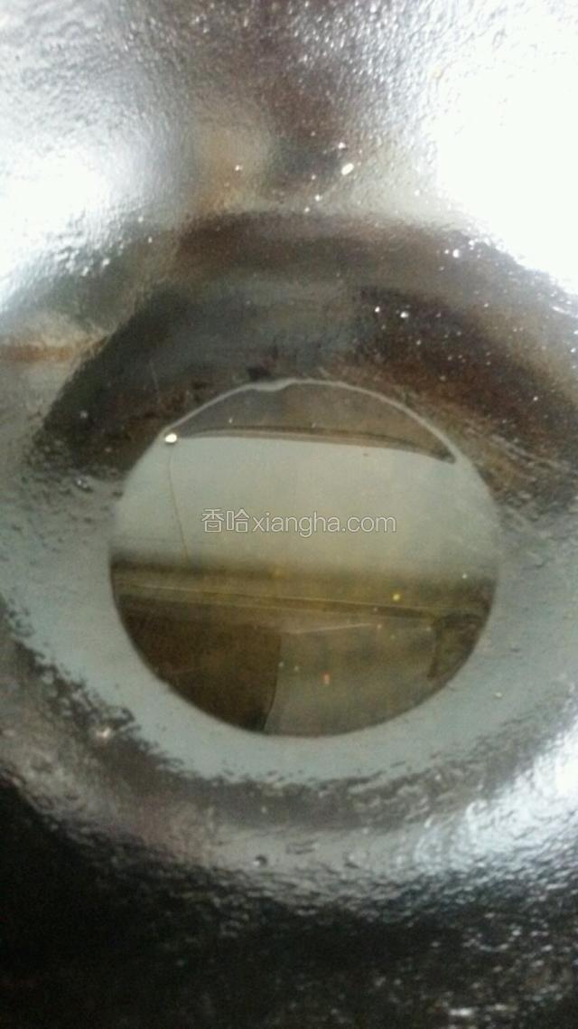剩下油正好来爆肉丝。